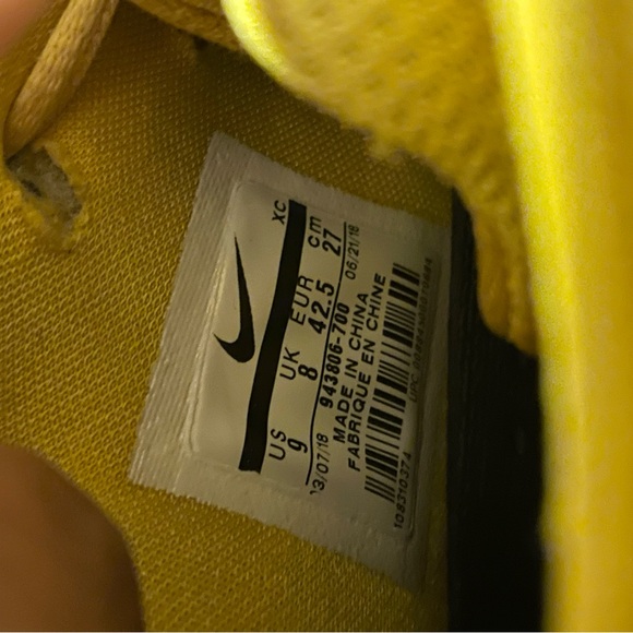 Nike Kyrie Irving Decades 70s pack used no box - Picture 3 of 8